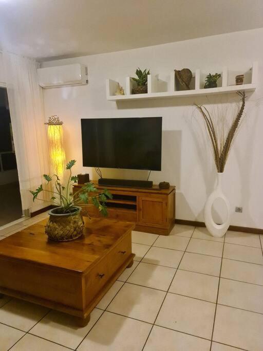 Farerei Appartement Spacieux, Equipe Et Confortable Faaa Zewnętrze zdjęcie